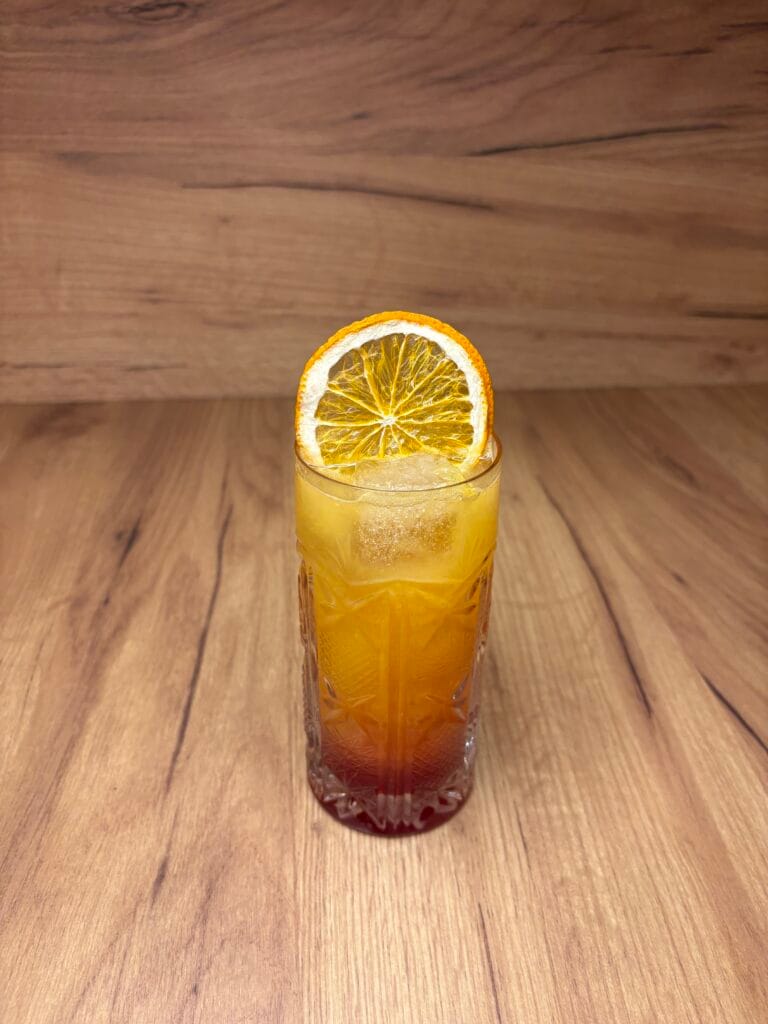 Tequila Sunrise koktel
