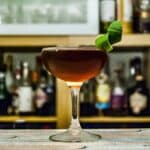 Manhattan Koktel Recept sa Uputstvom
