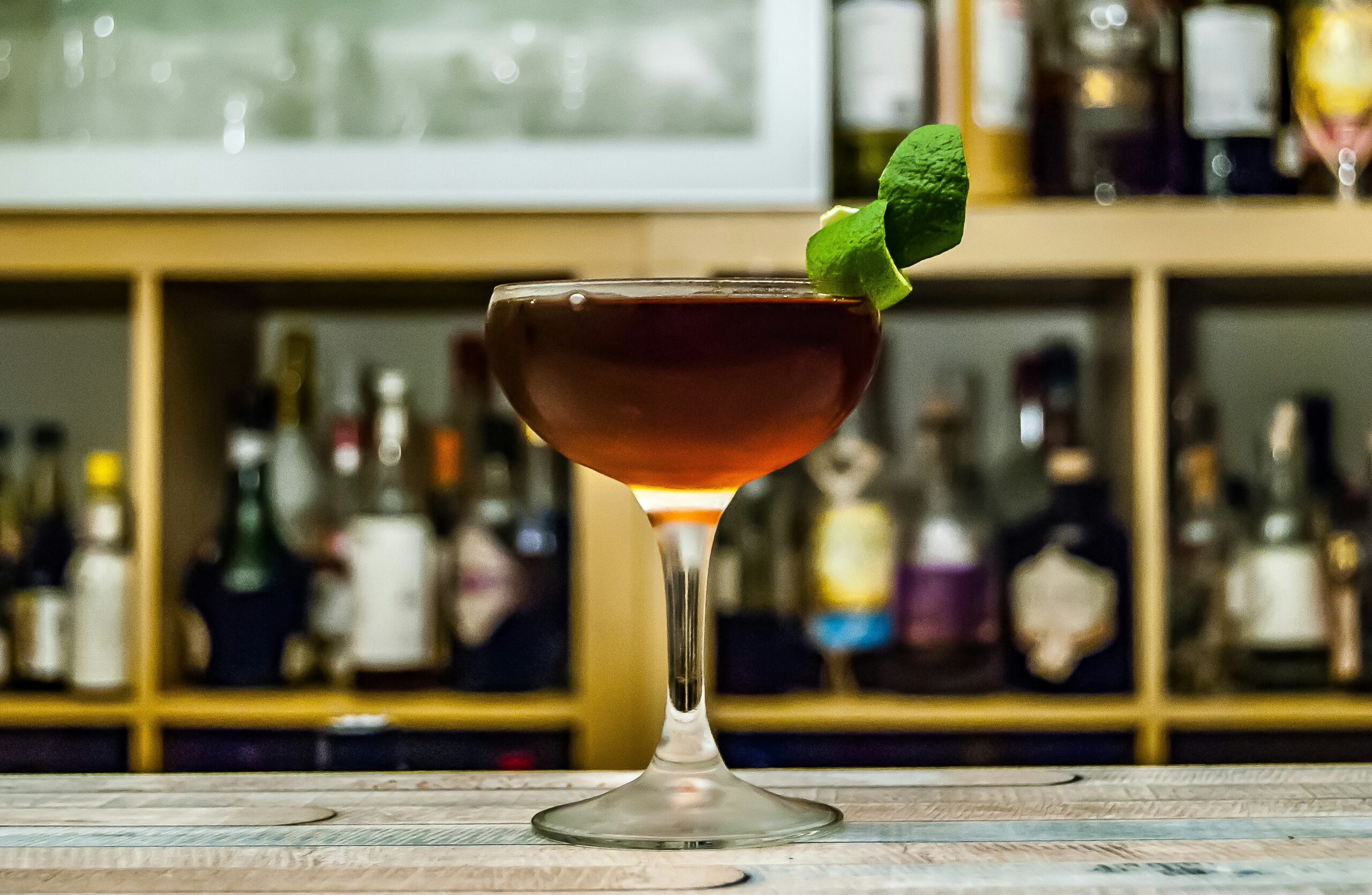 Manhattan Koktel Recept sa Uputstvom