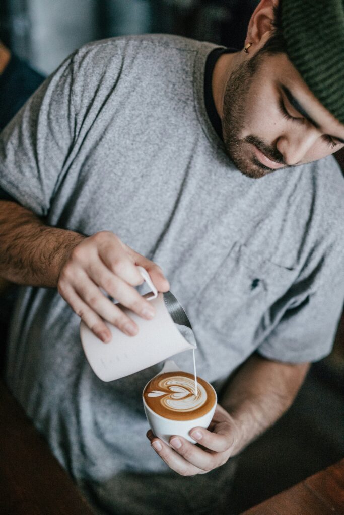 Latte art sa mlecnom kremom