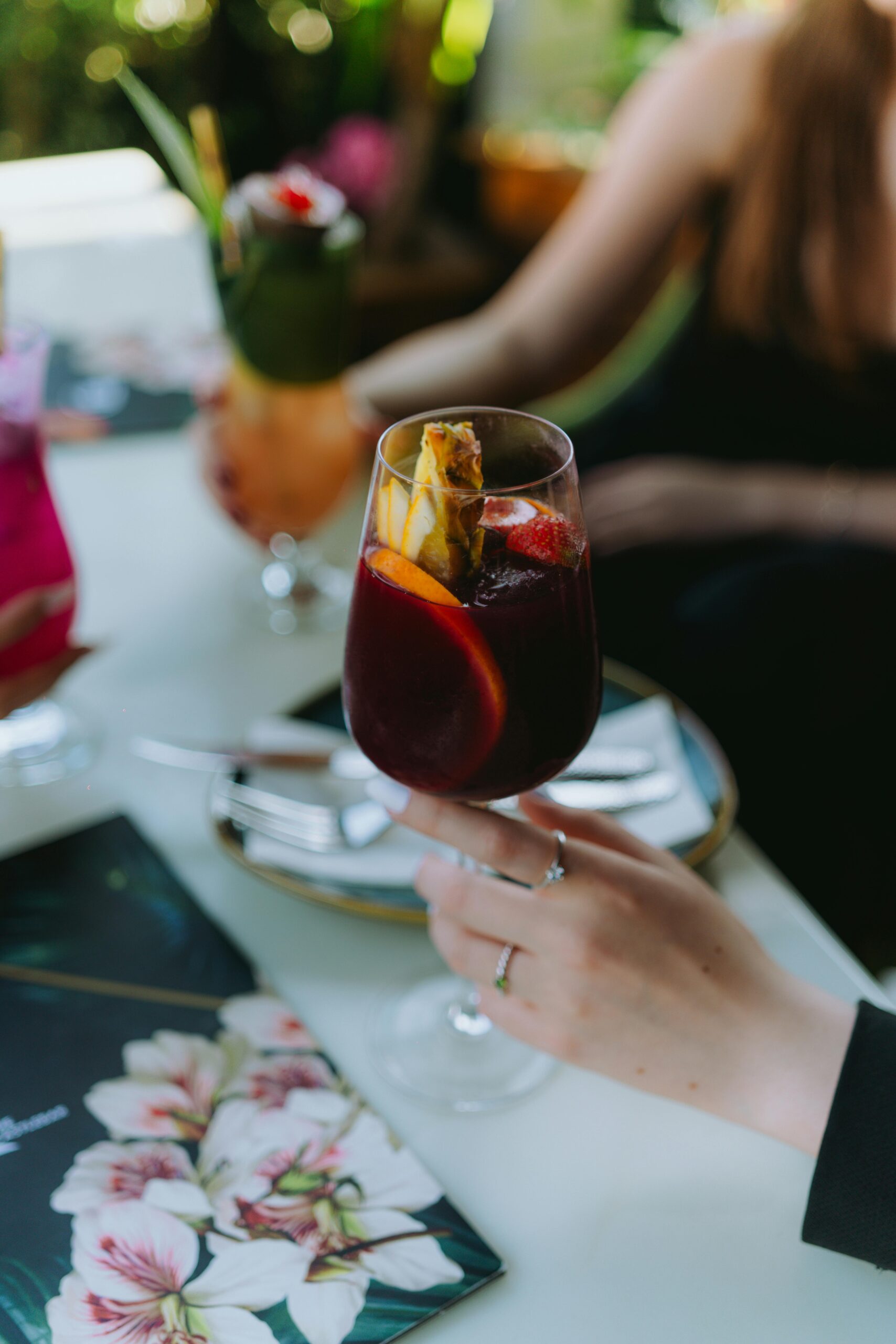 Kako napraviti Sangria Koktel Kod kuce