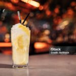 Kako napraviti Tom Collins koktel kod kuce