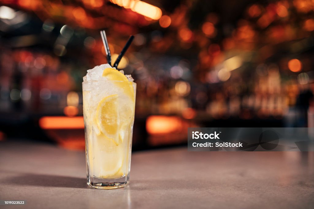 Kako napraviti Tom Collins koktel kod kuce