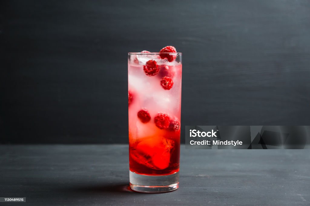 Vocni Tom Collins koktel