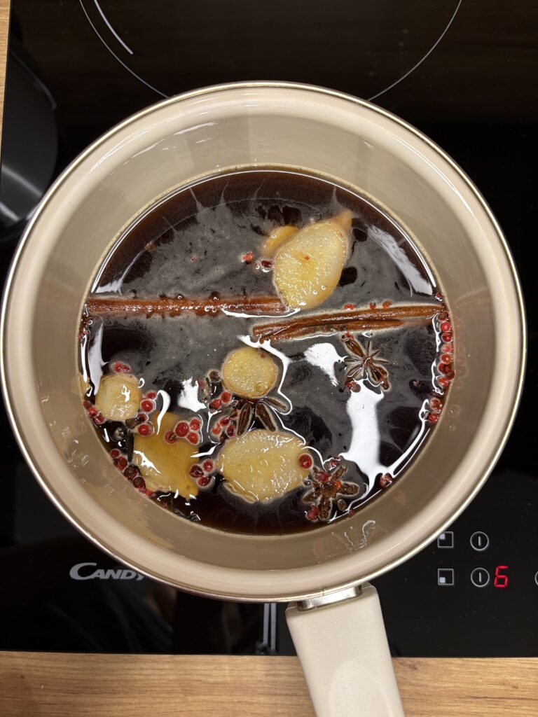 Sirup tek stavljen na vatru